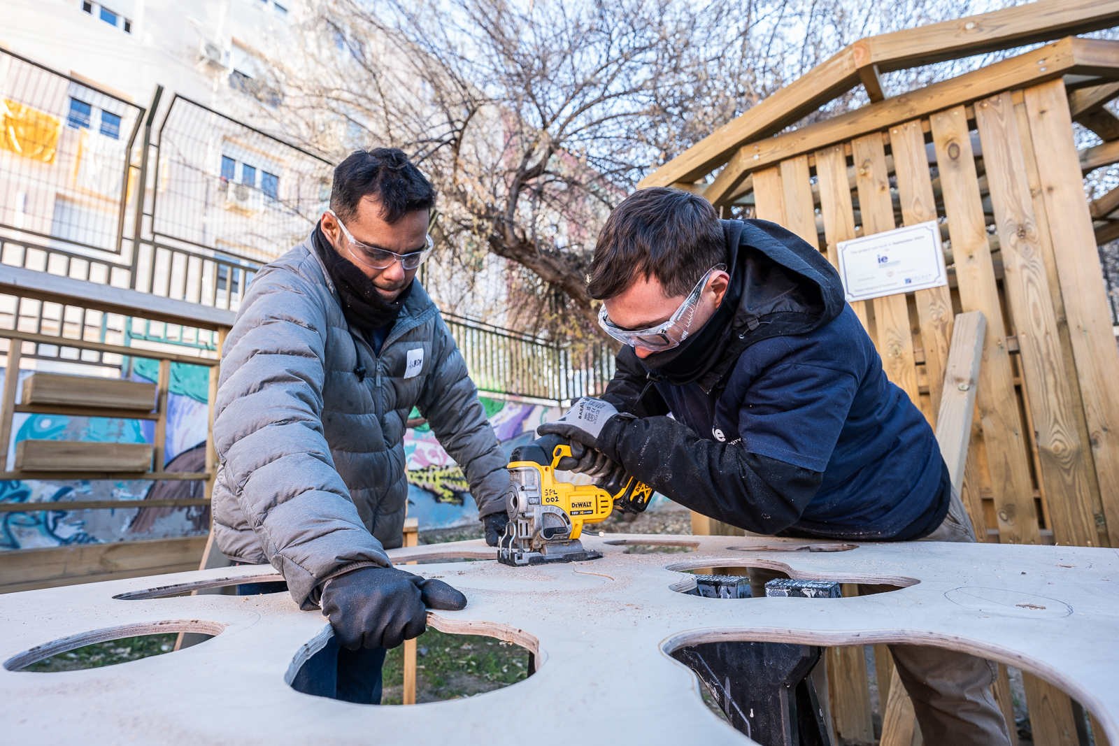 build ©joshrapermedia-3